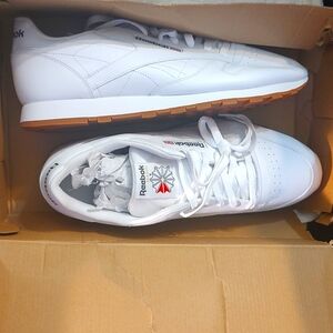 Men's size 14, classic Reebok